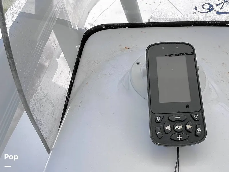Slide: The Image of Minn Kota Remote - 16596950