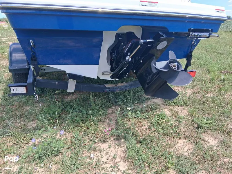 Slide: The Image of Bayliner VR4 2023 - 16601313