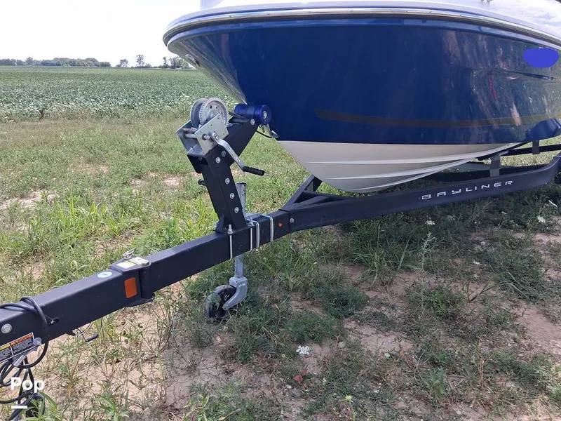 Slide: The Image of Bayliner VR4 2023 - 16601299