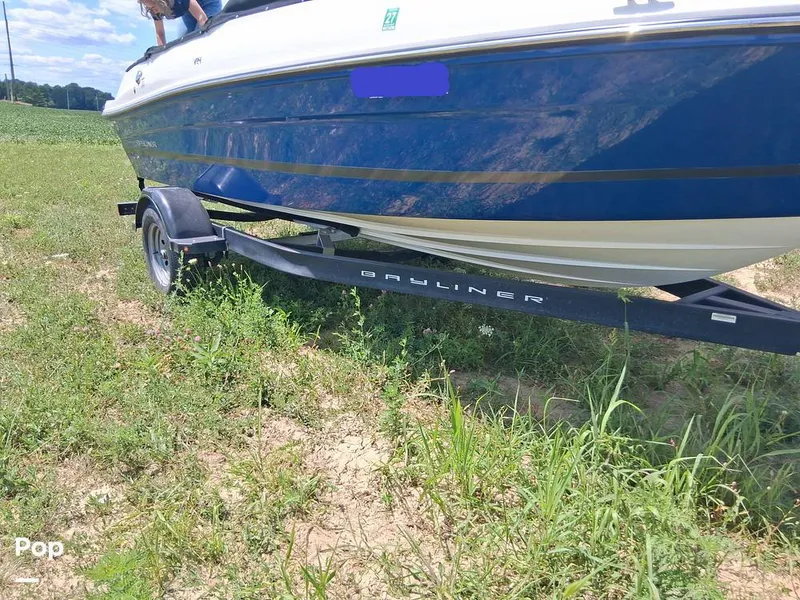Slide: The Image of Bayliner VR4 2023 - 16601306