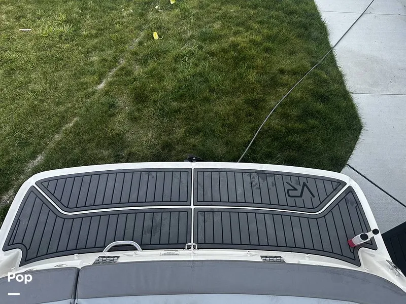 Slide: The Image of Bayliner VR4 2023 - 16575051