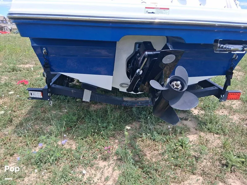 Slide: The Image of Bayliner VR4 2023 - 16601312
