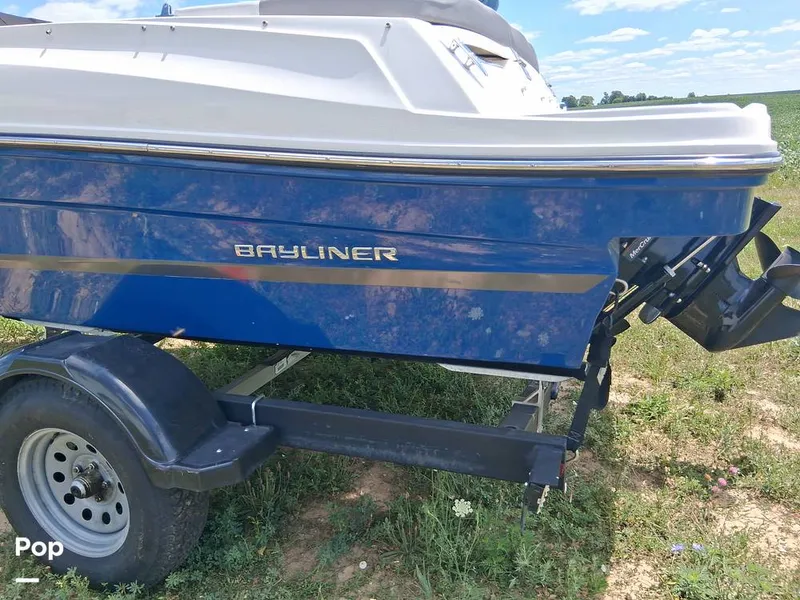 Slide: The Image of Bayliner VR4 2023 - 16601316