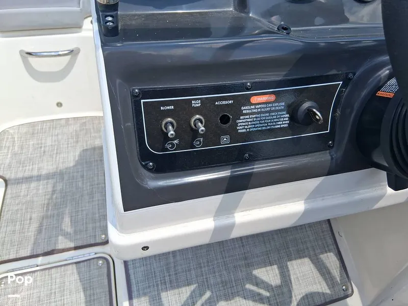 Slide: The Image of Bayliner VR4 2023 - 16601336