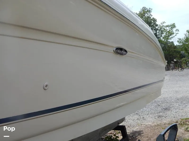 Slide: The Image of Sea Ray 240 Sundeck 2004 - 16573442