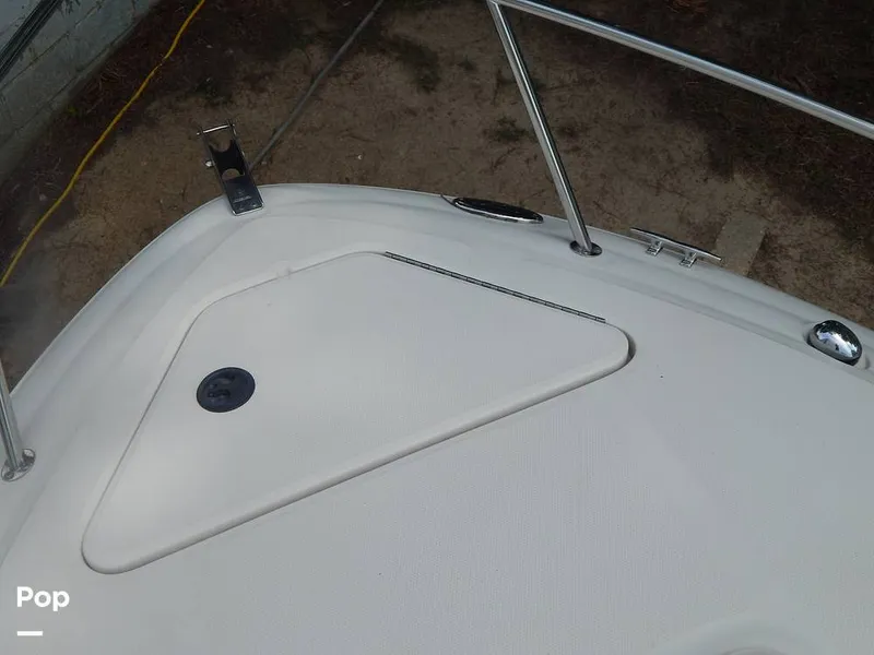 Slide: The Image of Sea Ray 240 Sundeck 2004 - 16573237