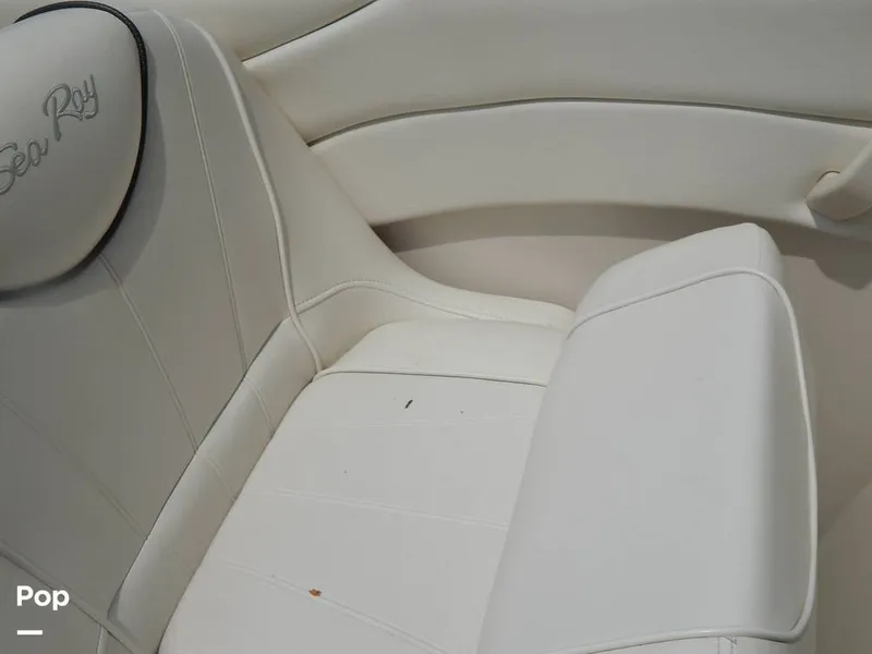 Slide: The Image of Sea Ray 240 Sundeck 2004 - 16573228