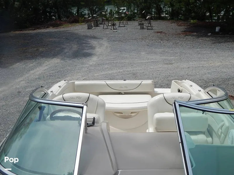 Slide: The Image of Sea Ray 240 Sundeck 2004 - 16573474