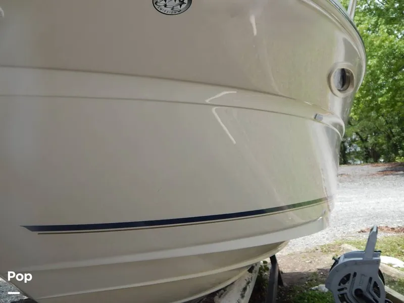 Slide: The Image of Sea Ray 240 Sundeck 2004 - 16573440