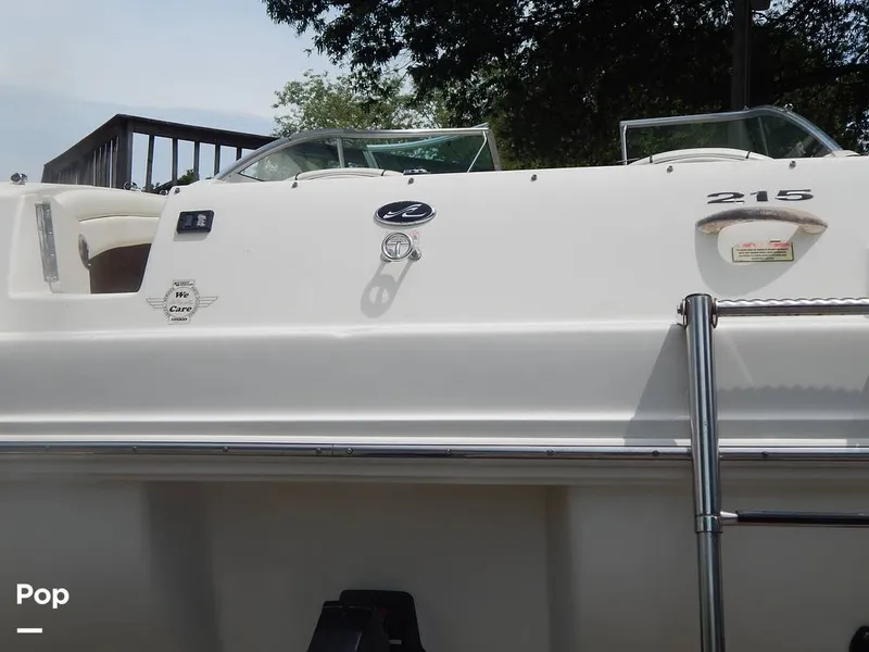 Slide: The Image of Sea Ray 240 Sundeck 2004 - 16573451
