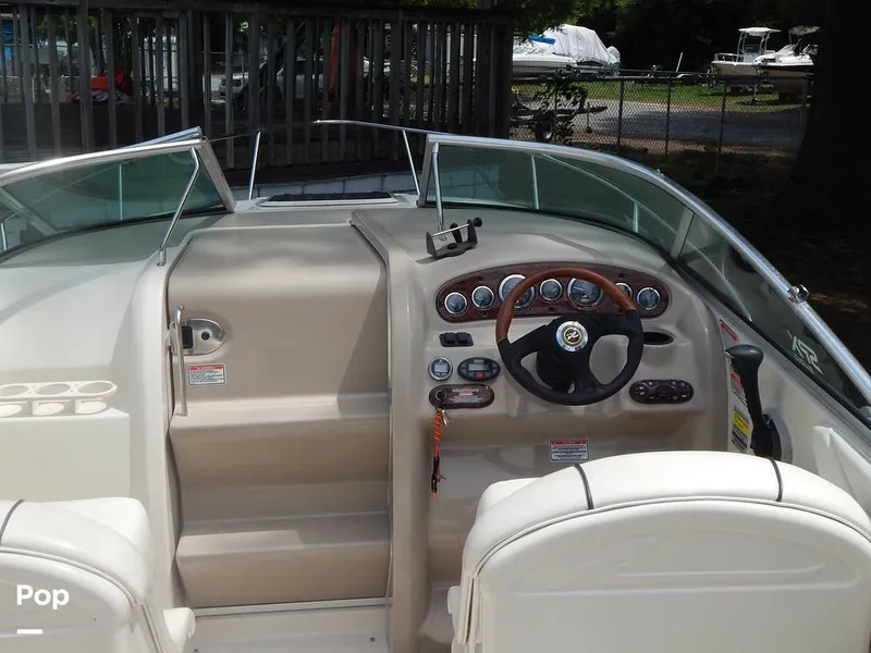 Slide: The Image of Sea Ray 240 Sundeck 2004 - 16573223