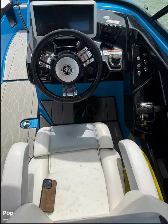 Slide: The Image of Yamaha 255 XD 2022 - 16619227