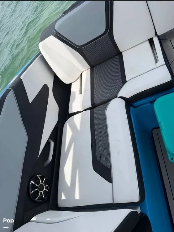 Slide: The Image of Yamaha 255 XD 2022 - 16619224