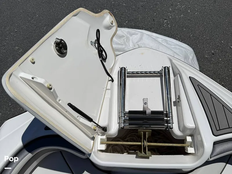 Slide: The Image of Yamaha AR240 2019 - 16582749