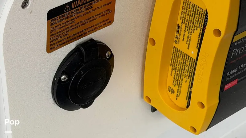 Slide: The Image of Battery Charger - 16814260