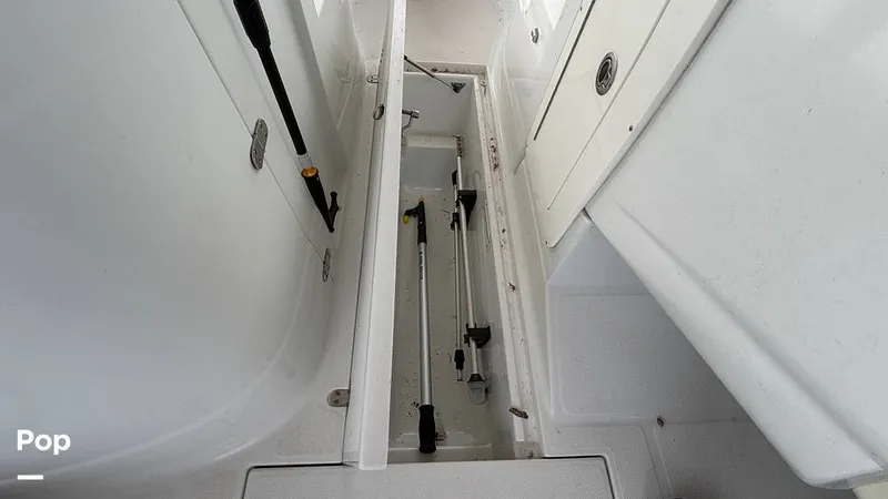 Slide: The Image of Ski Locker - 16814252