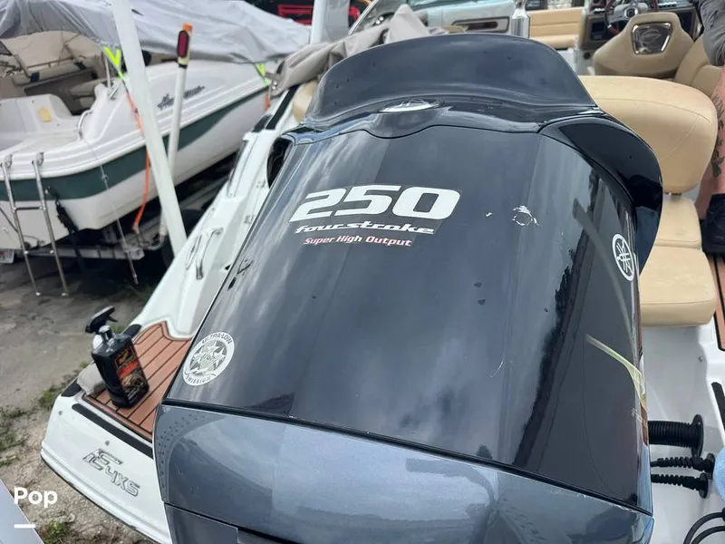 Slide: The Image of Crownline Boats E4FS 2016 - 16626663