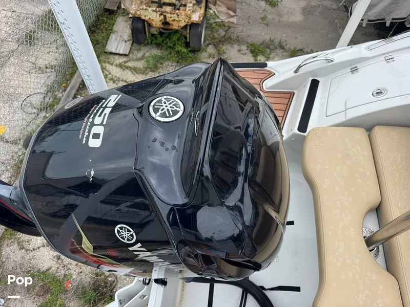 Slide: The Image of Crownline Boats E4FS 2016 - 16626705