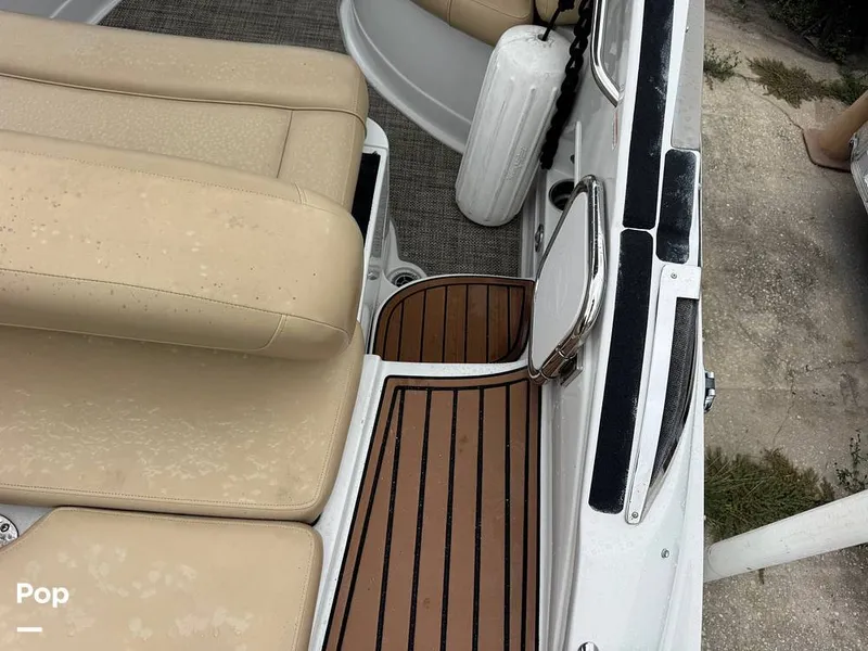 Slide: The Image of Crownline Boats E4FS 2016 - 16626706