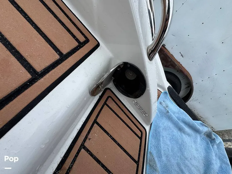Slide: The Image of Crownline Boats E4FS 2016 - 16626701