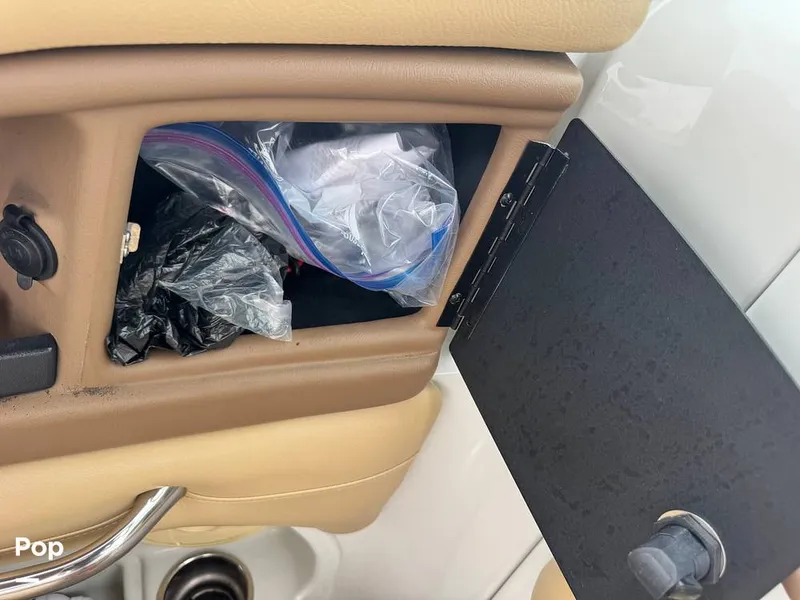 Slide: The Image of Crownline Boats E4FS 2016 - 16626770