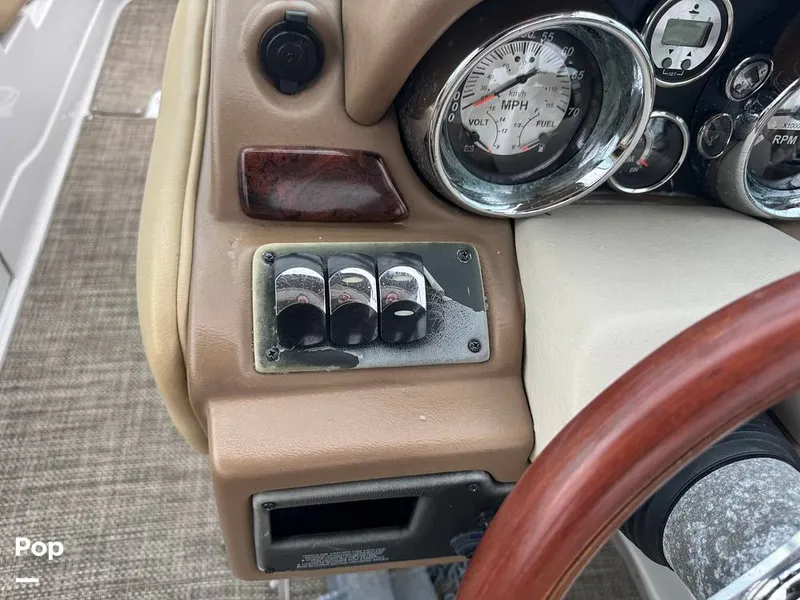 Slide: The Image of Crownline Boats E4FS 2016 - 16626733