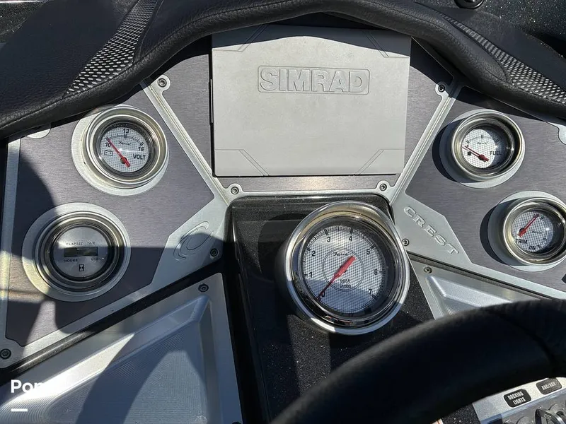 Slide: The Image of Crest RS Series 230 SLC 2022 - 16616063
