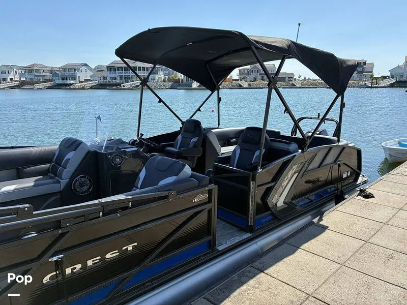 Slide: The Image of Crest RS Series 230 SLC 2022 - 16626252