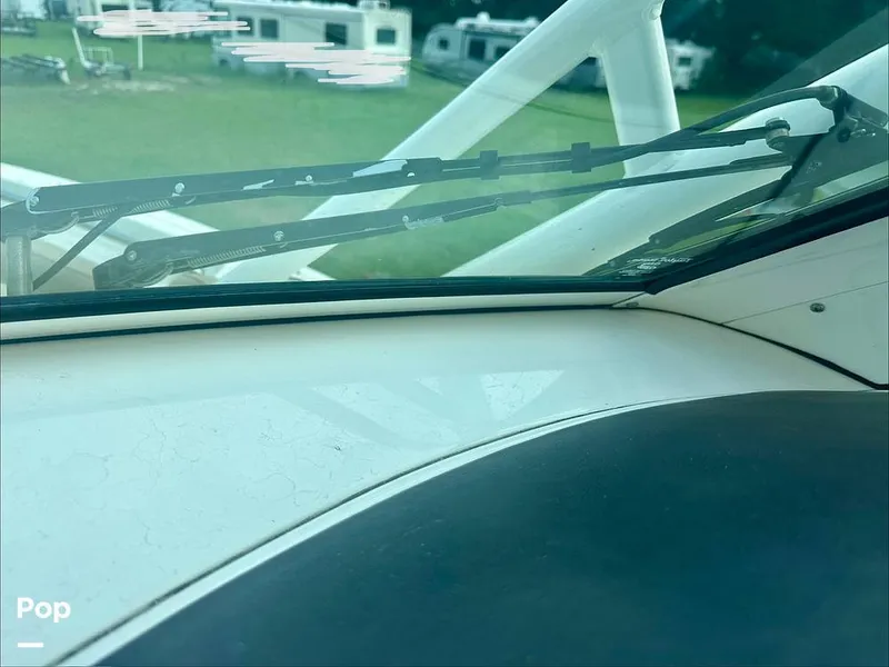 Slide: The Image of Windshield Wipers - 16601172