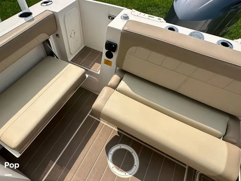 Slide: The Image of Transom Fold Away Bench - 16601086