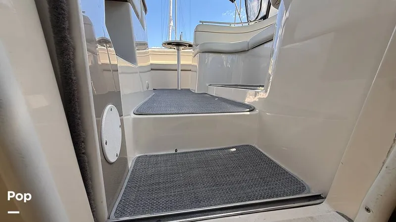 Slide: The Image of Rinker 312 fiesta vee 2003 - 16688460