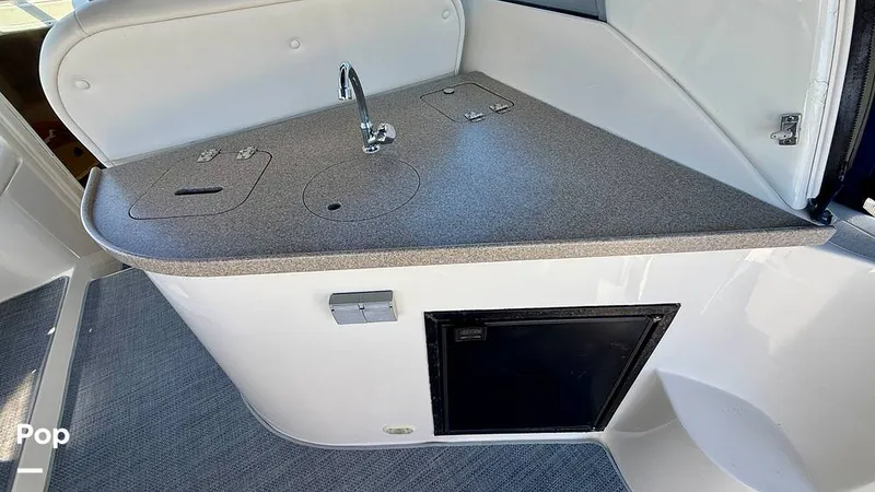 Slide: The Image of Rinker 312 fiesta vee 2003 - 16688423