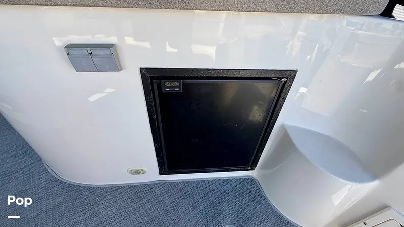 Slide: The Image of Rinker 312 fiesta vee 2003 - 16688422