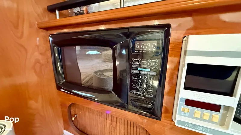 Slide: The Image of Rinker 312 fiesta vee 2003 - 16688445