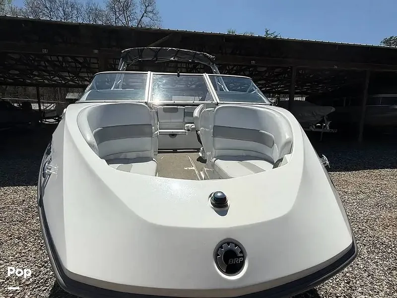 Slide: The Image of Sea-Doo Challenger 180 2008 - 16622843