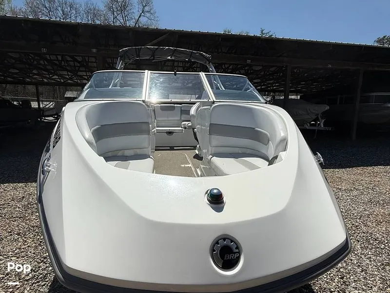 Slide: The Image of Sea-Doo Challenger 180 2008 - 16622002