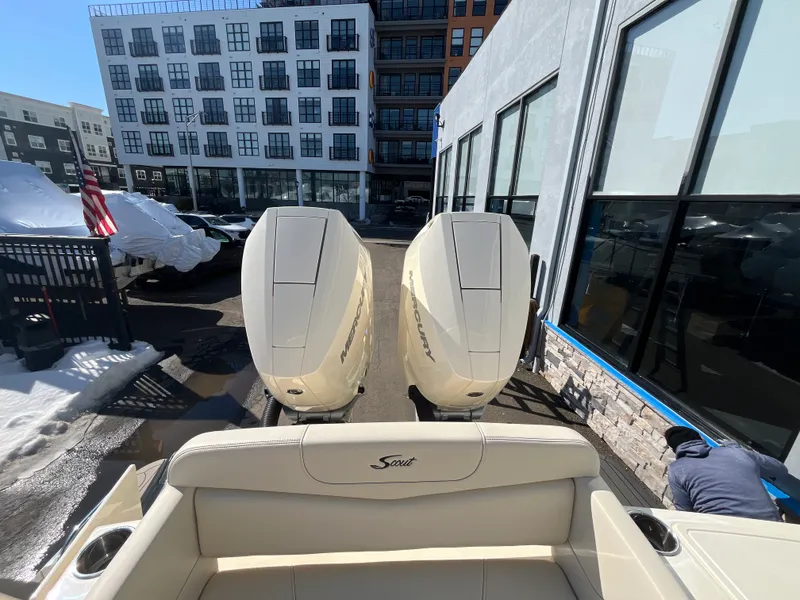 Slide: The Image of Scout 305 LXF 2026 - 10