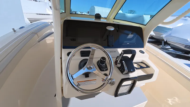 Slide: The Image of Scout 305 LXF 2026 - 25