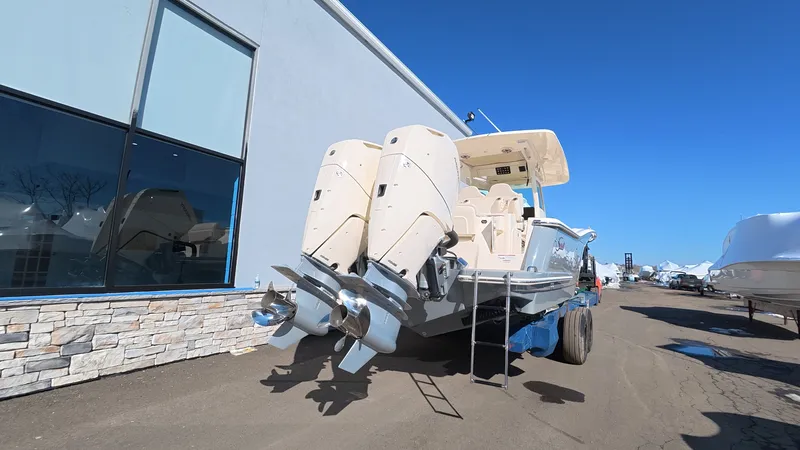 Slide: The Image of Scout 305 LXF 2026 - 5