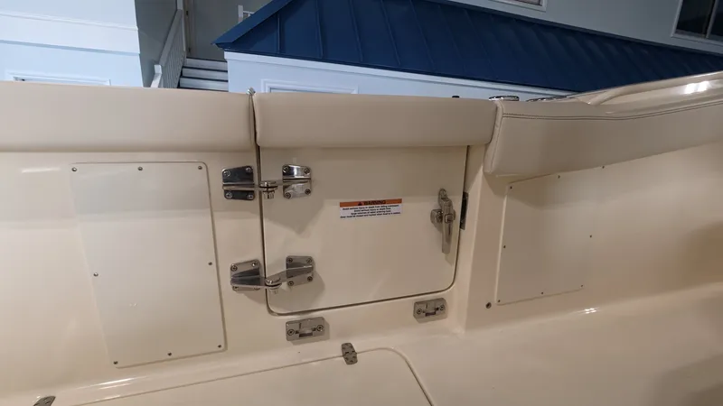 Slide: The Image of Scout 305 LXF 2026 - 51