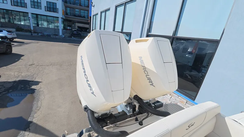 Slide: The Image of Scout 305 LXF 2026 - 8