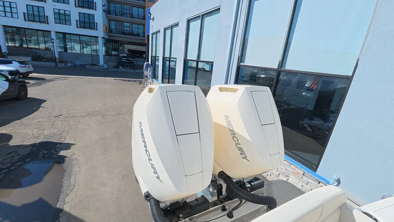 Slide: The Image of Scout 305 LXF 2026 - 9