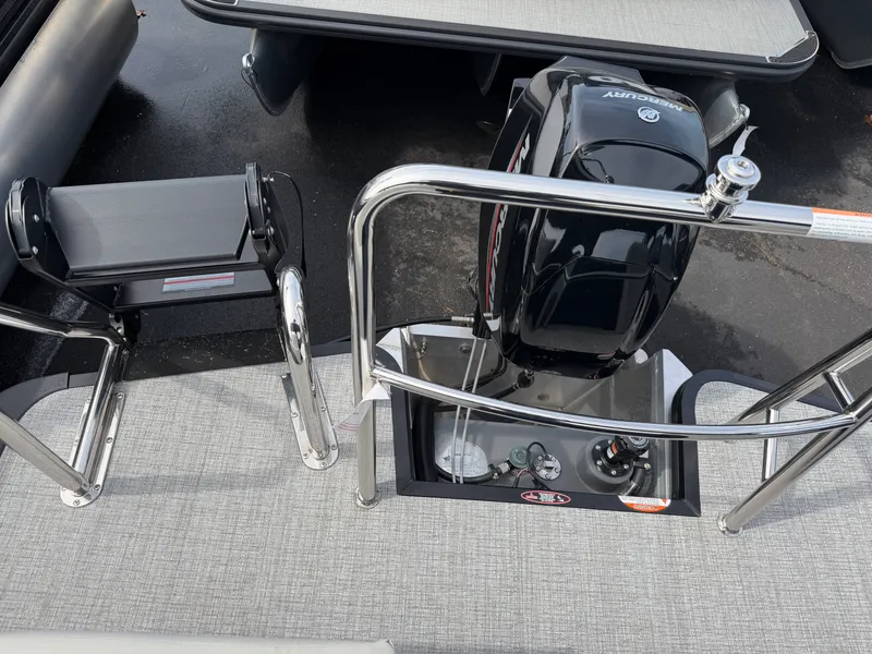 Slide: The Image of Harris 210 Cruiser 2025 - 11