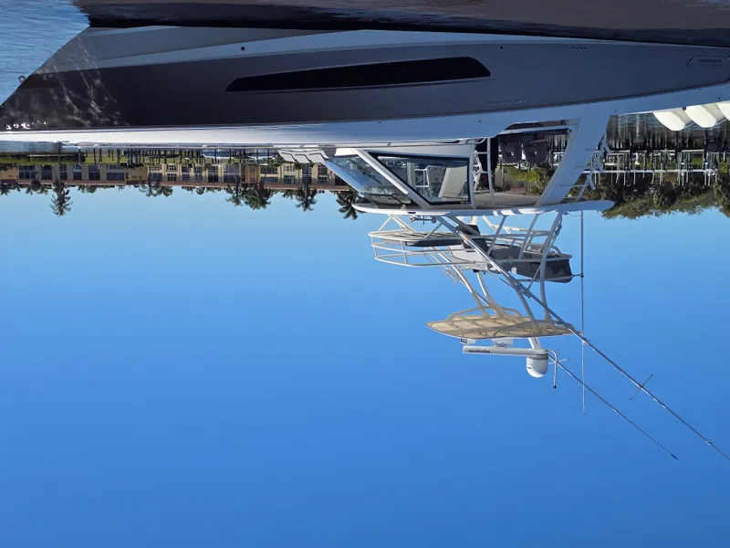 Slide: The Image of Boston Whaler 420 OUTRAGE 2023 - 7