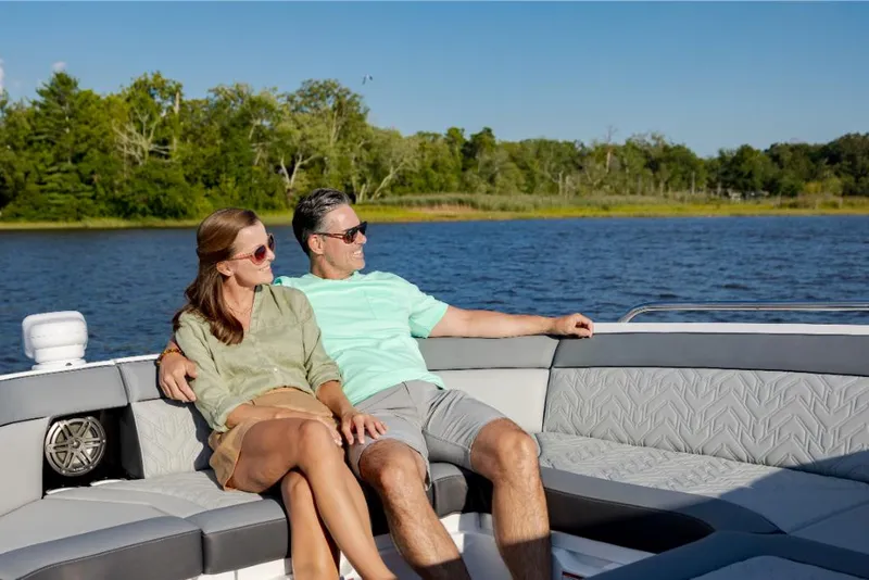 Slide: The Image of Galeon 375 GTO 2023 - 173