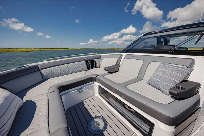 Slide: The Image of Galeon 375 GTO 2023 - 278