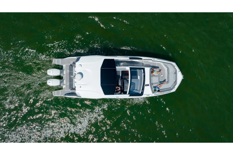 Slide: The Image of Galeon 375 GTO 2023 - 93