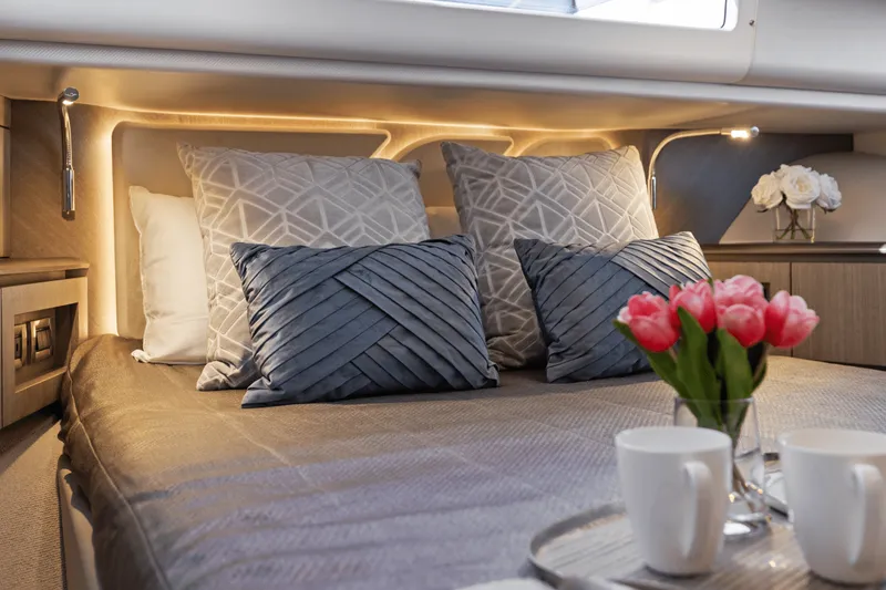 Slide: The Image of Galeon 435 GTO 2026 - 46