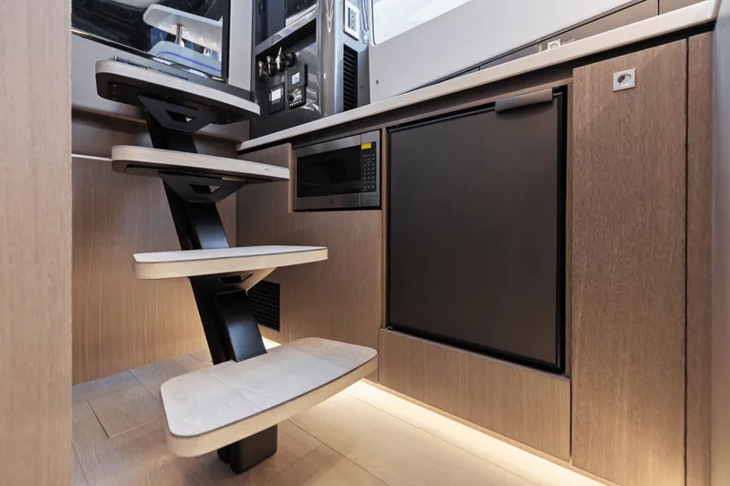 Slide: The Image of Galeon 435 GTO 2026 - 74