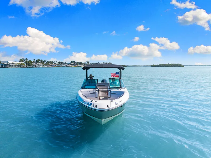 Slide: The Image of Sea Ray 260 SLX OB 2024 - 3